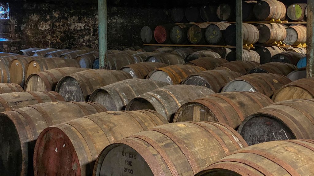 oak whisky barrels aging scotch