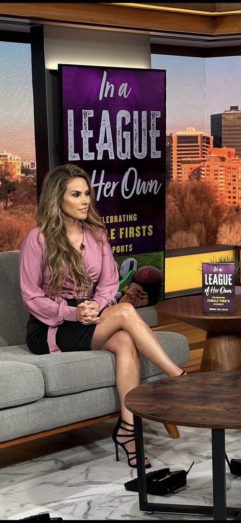 Bonnie-Jill Laflin is a former NFL cheerleader and the NBA's first female scout. She also had a stint around the mansion as a Playboy bunny and promotions person.