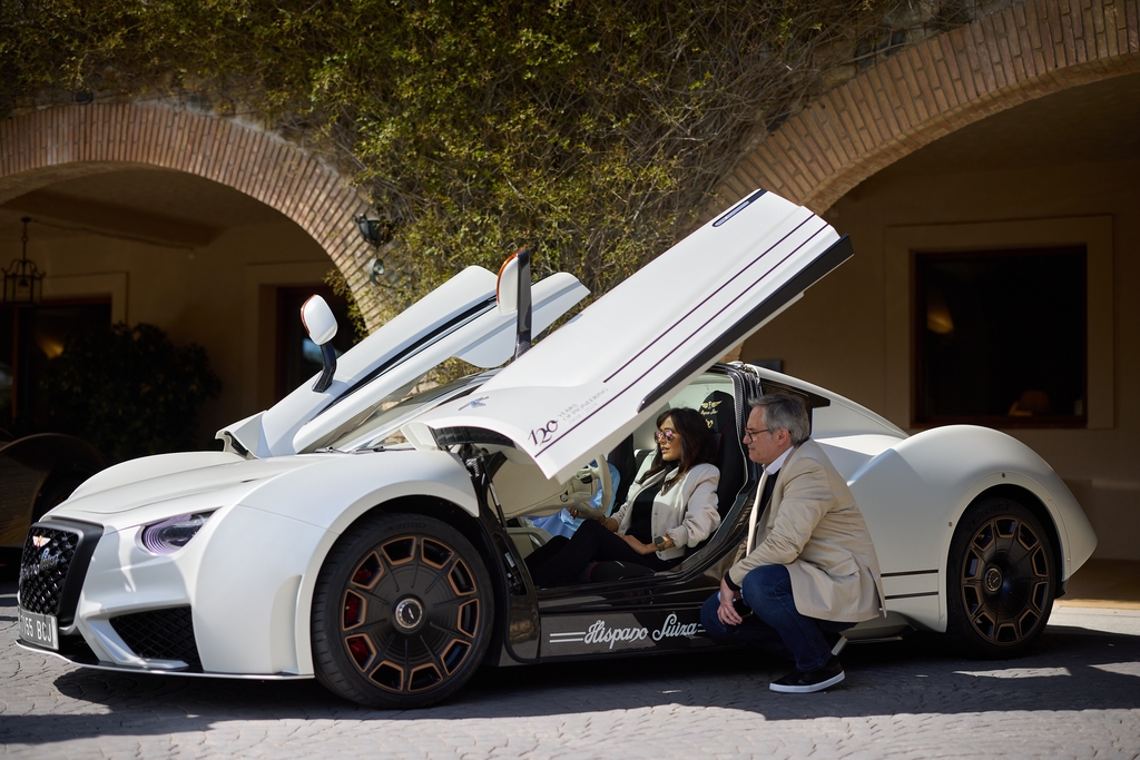 Diane Caplan is the Head of Marketing & Brand Management at Post Oak Motors of Fertitta Automotive.