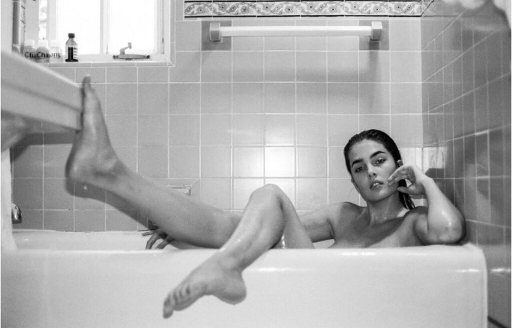 Jessica Wall bathtub